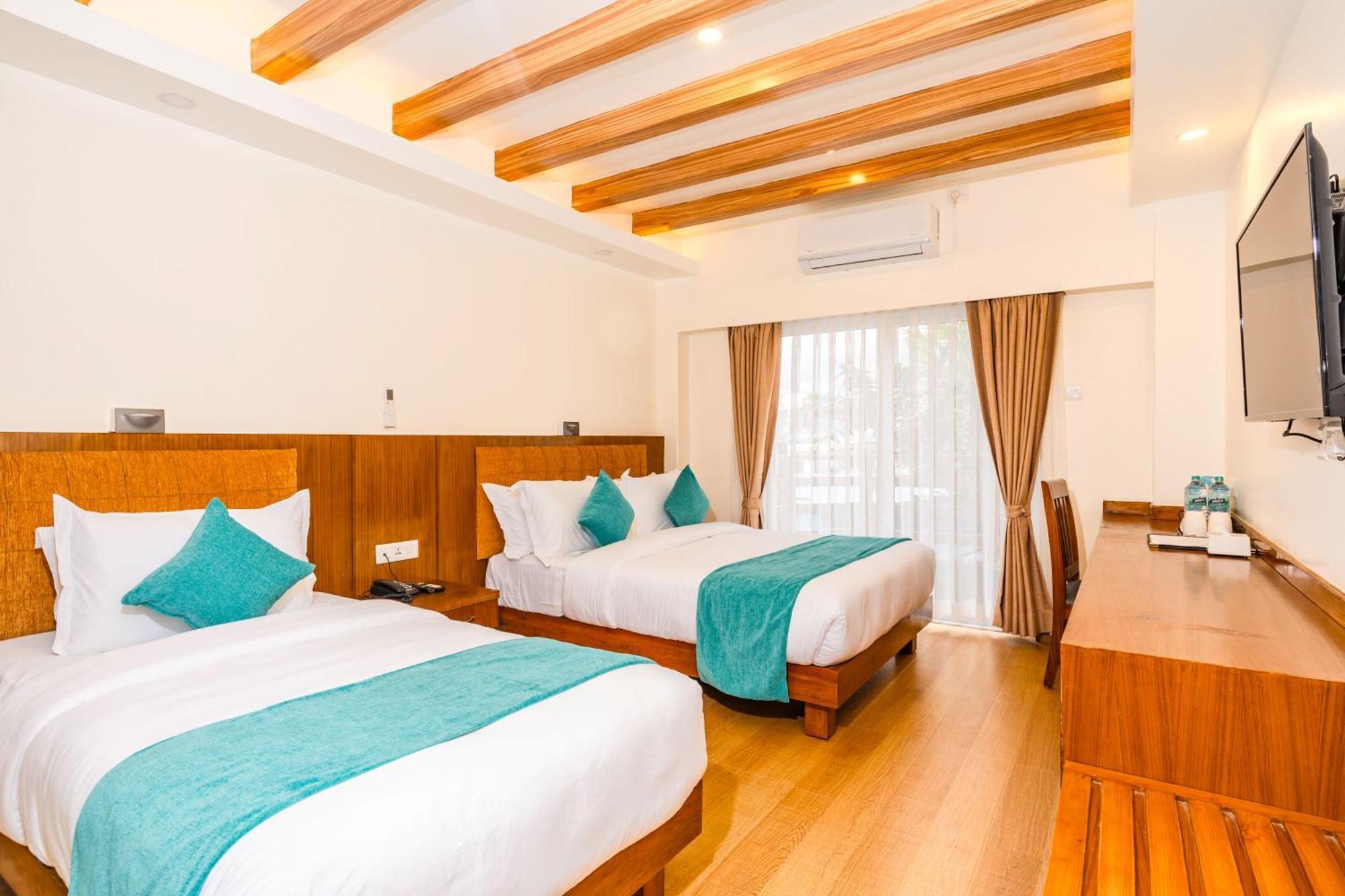 Pokhara Alpine And Springs Hotel Exterior photo