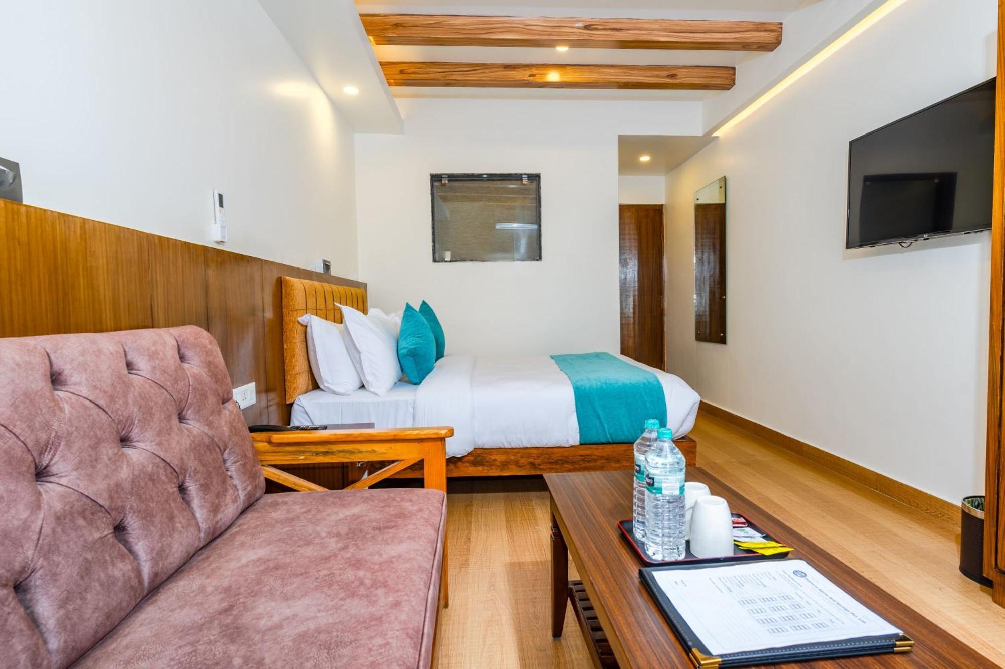 Pokhara Alpine And Springs Hotel Exterior photo
