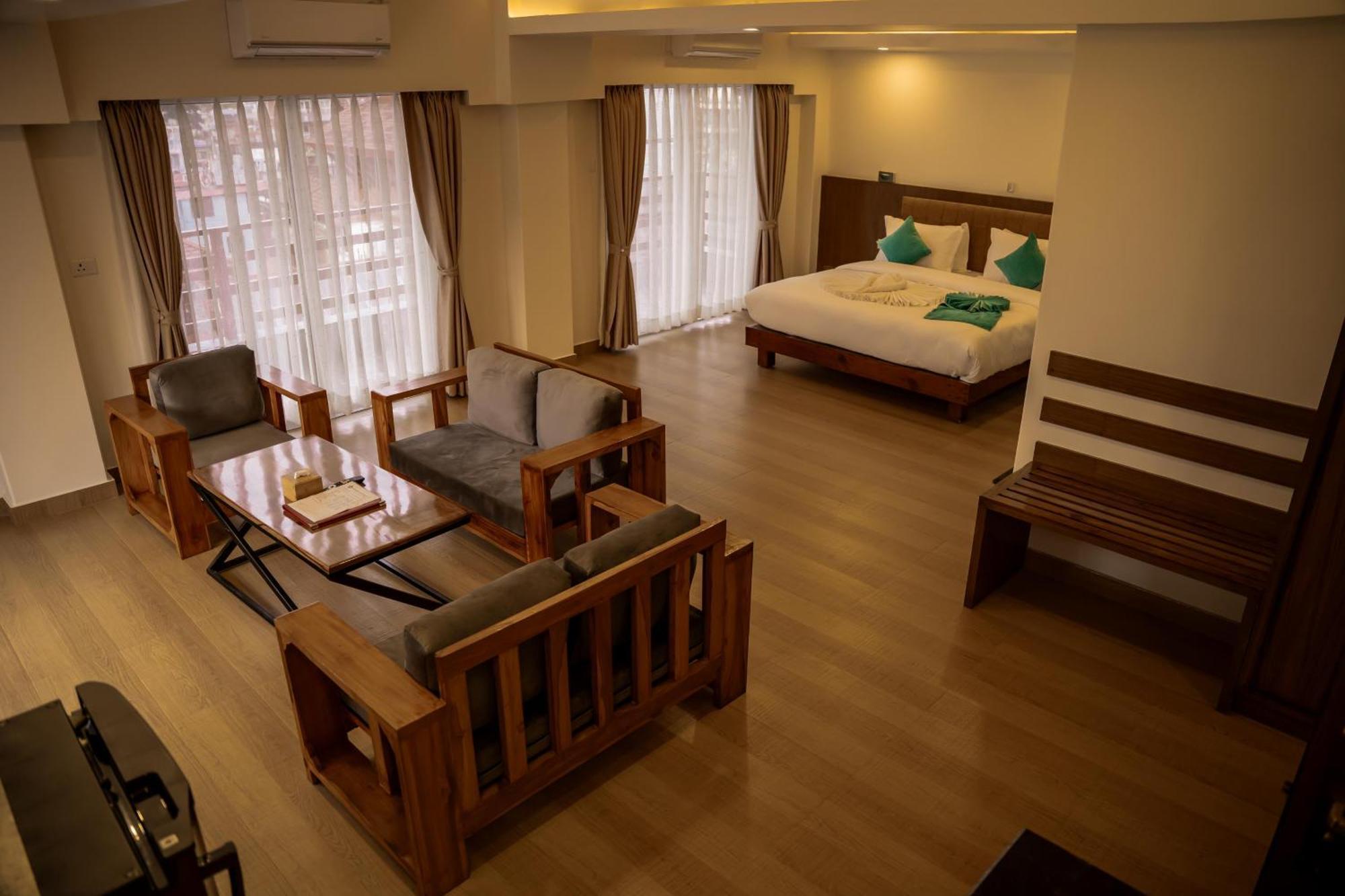 Pokhara Alpine And Springs Hotel Exterior photo