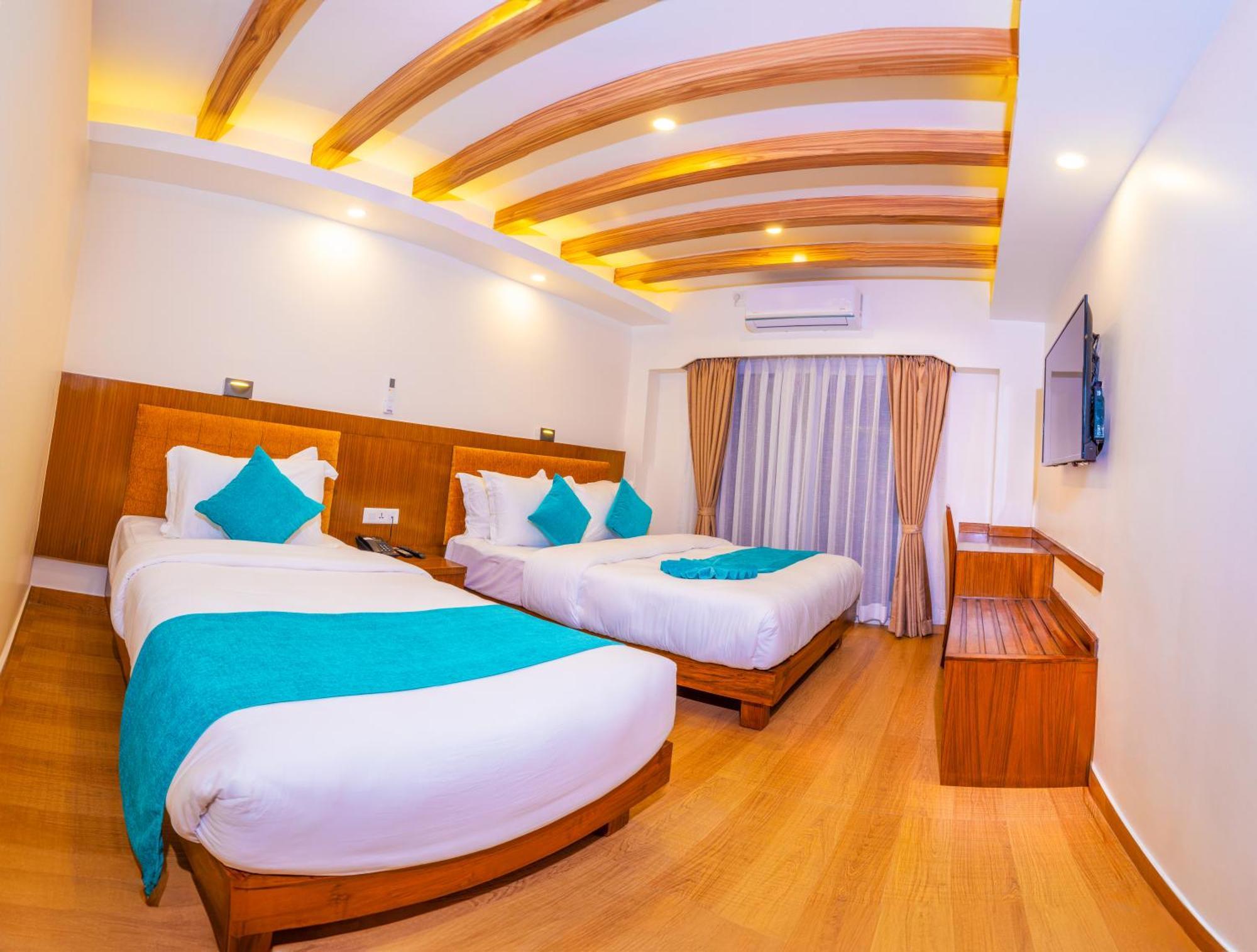 Pokhara Alpine And Springs Hotel Exterior photo