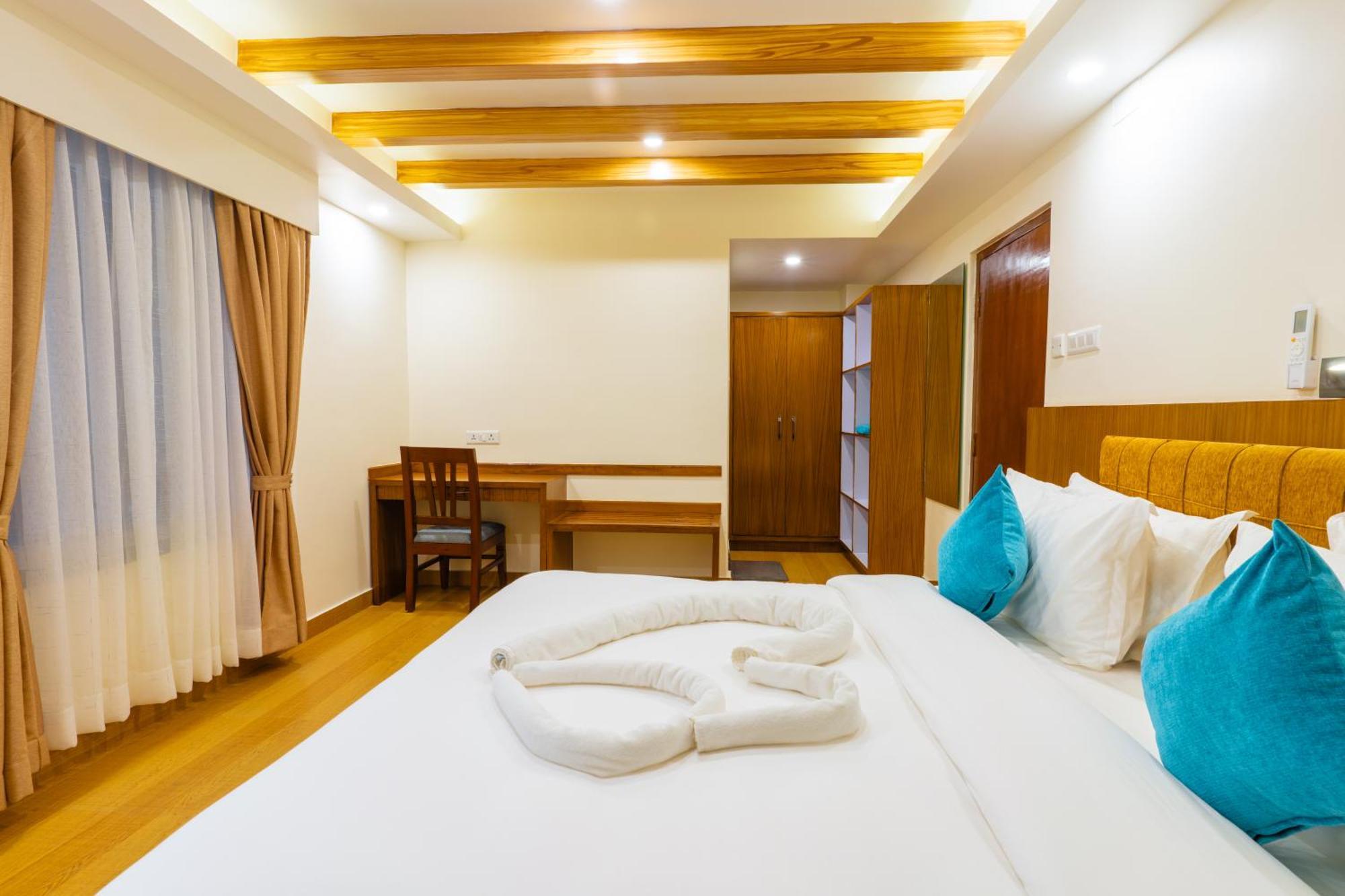 Pokhara Alpine And Springs Hotel Exterior photo